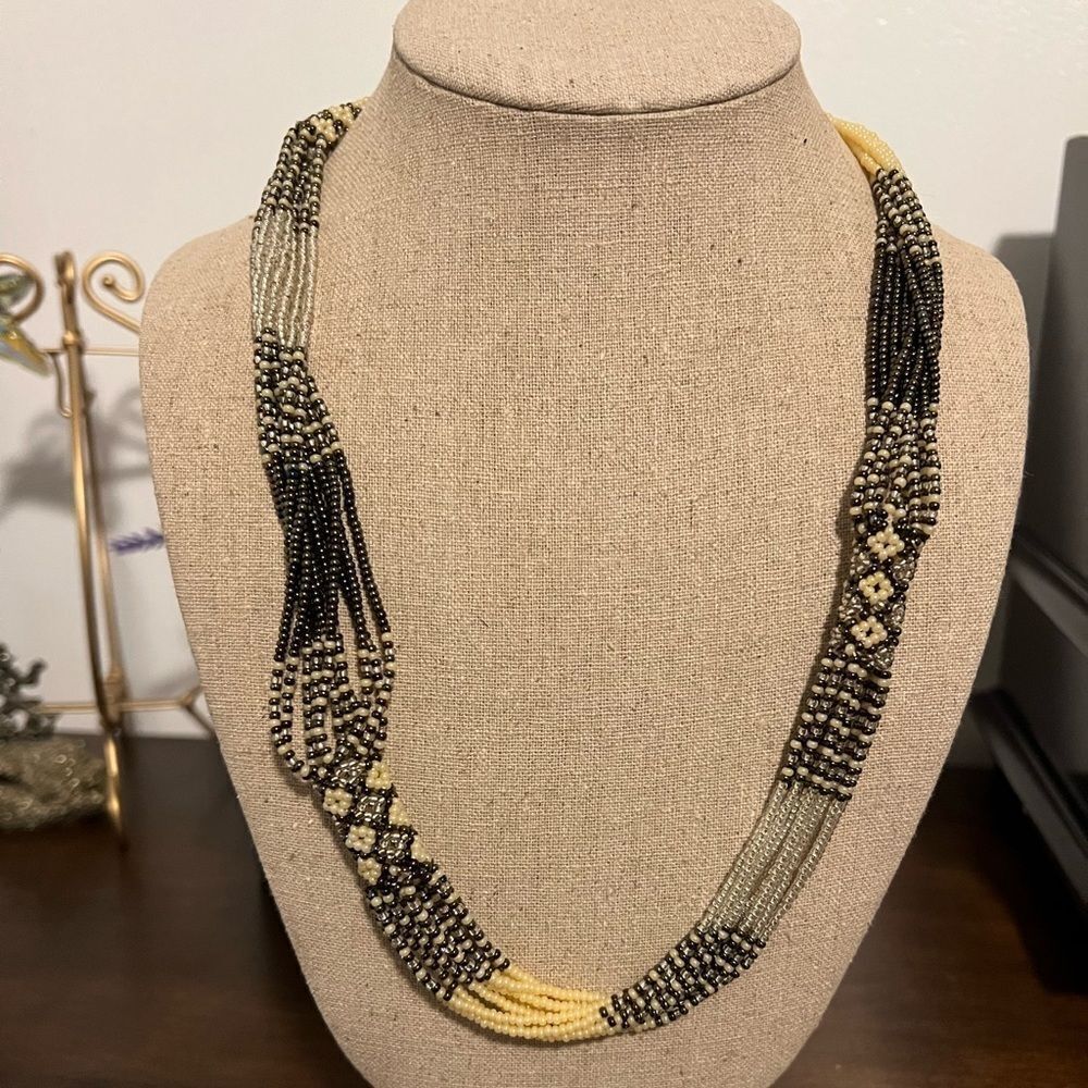 African Zulu beaded short necklace